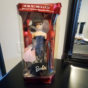 Solo in the Spotlight Barbie New Old Stock L👀k 💖 Brunette Dark Hair